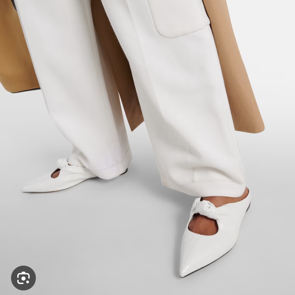 READ DESCRIPTION. NEW Khaite Crinkled Leather Flat